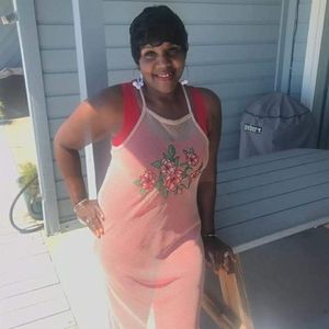 Meet your Posher, Myra